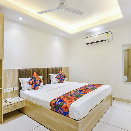 Fabhotel Luxury Inn Near Adarsh Nagar Metro Delhi  Esterno foto